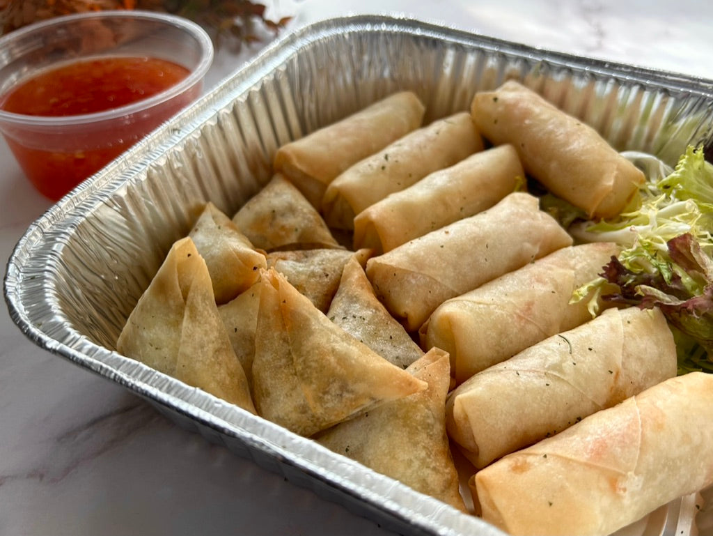 【11月限定】泰式秘製春卷 拼 滋味咖喱角 (每盤16件)