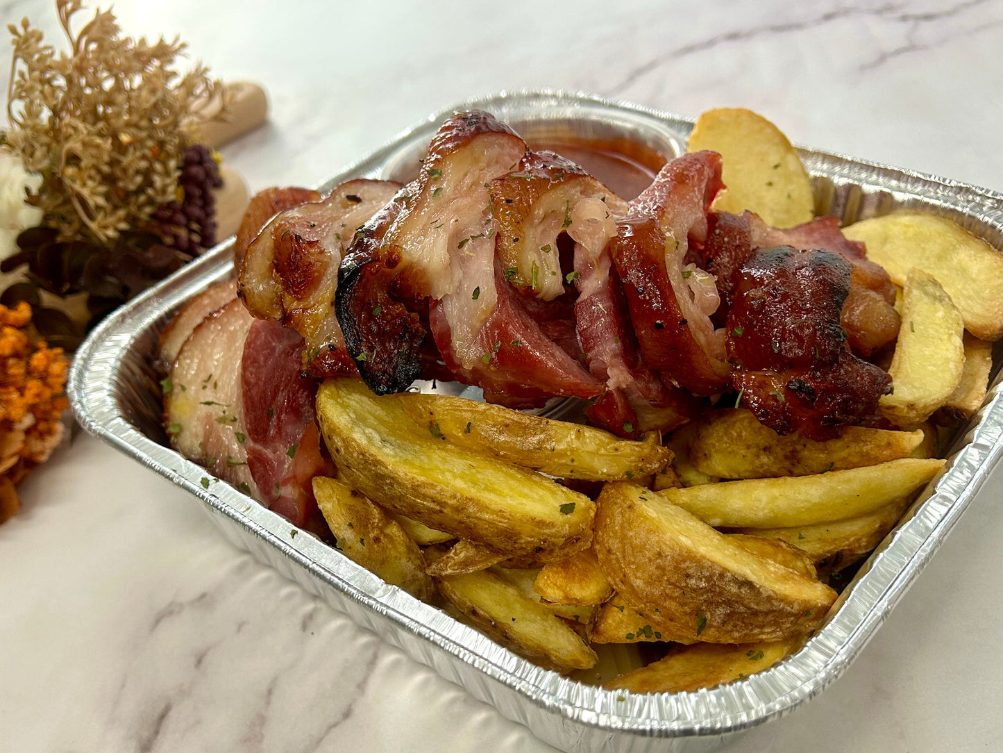 【11月限定】德國無骨咸豬手配啤酒燒烤醬及薯角(約2磅)