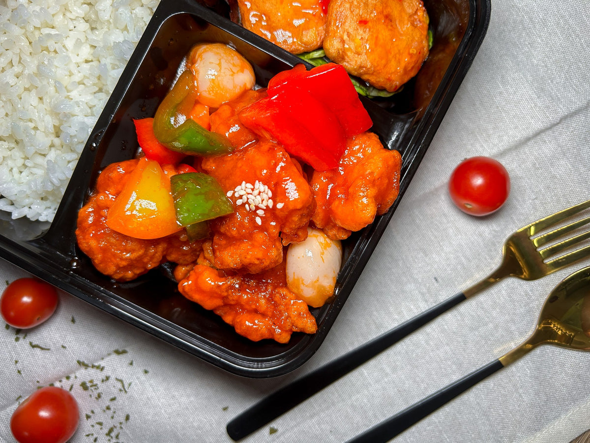 荔枝咕嚕雞球飯配香煎墨魚餅 | 便當飯盒到會（每款最少4盒起）