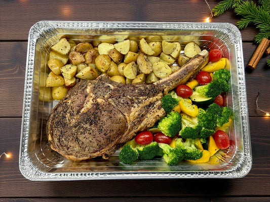 🎄聖誕限定重量級斧頭扒配濃香黑椒汁，約1-1.2KG金黃焦香斧頭扒淋濃郁黑椒醬汁，juicy 嫩滑熱騰騰小食，適合冬季分享。