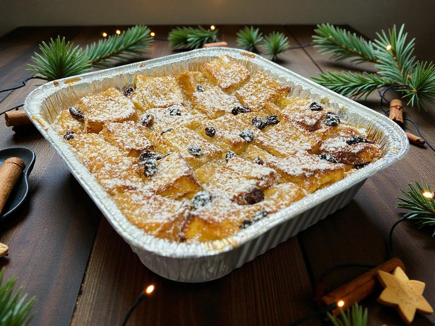 🎄聖誕限定冬日烘焙麵包布甸，約2磅金黃酥脆麵包配香草奶醬焗製，juicy 溫暖熱騰騰甜品，適合冬季分享。