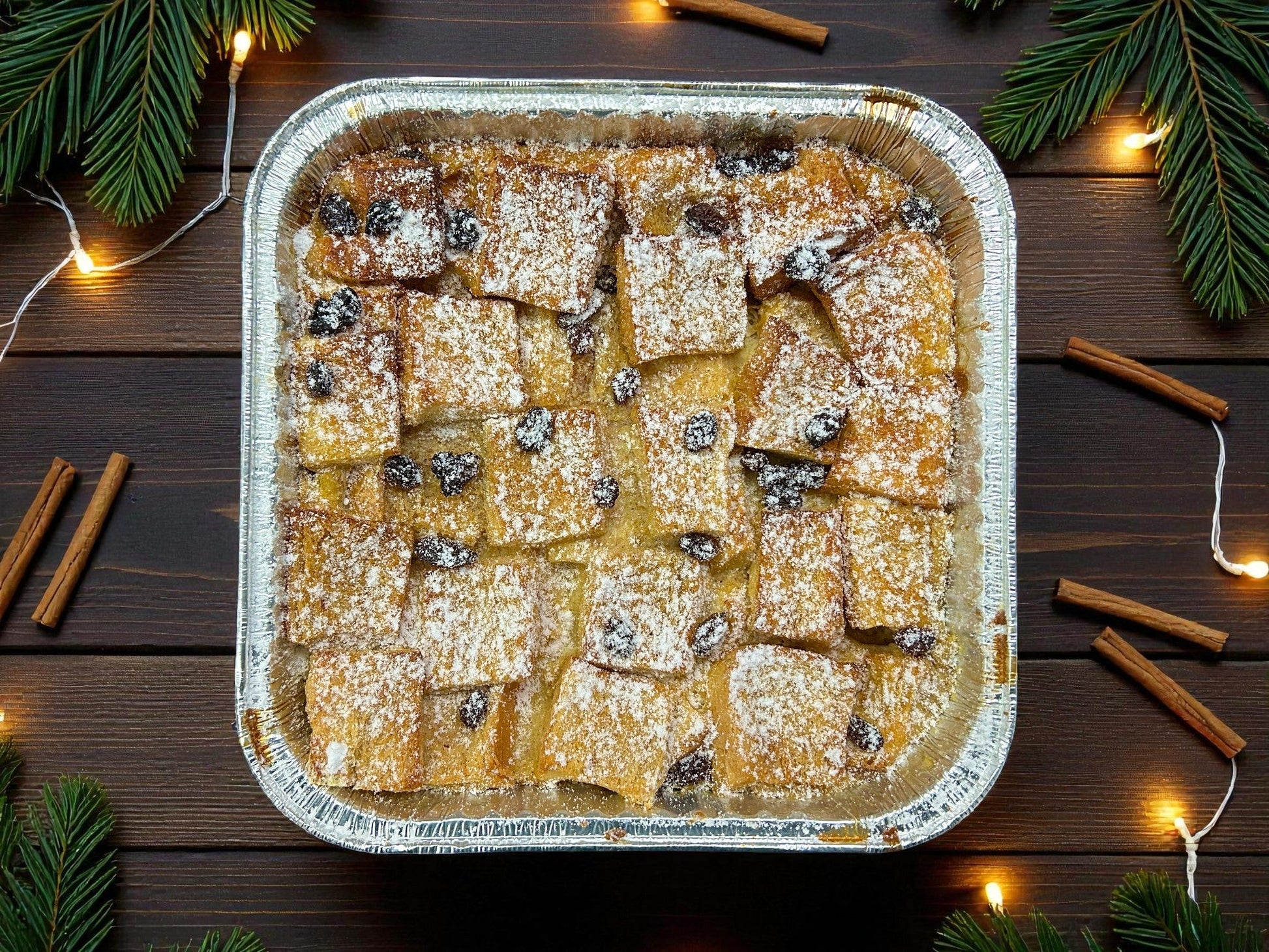 🎄聖誕限定冬日烘焙麵包布甸，約2磅金黃酥脆麵包配香草奶醬焗製，juicy 溫暖熱騰騰甜品，適合冬季分享。